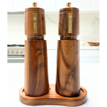 Premium 3-piece acacia wood pepper grinder set with manual mills for salt, pepper, and spices, showcasing natural wood finish and ergonomic design.